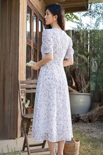 Đầm voan hoa nhí dáng A cổ V thắt nơ