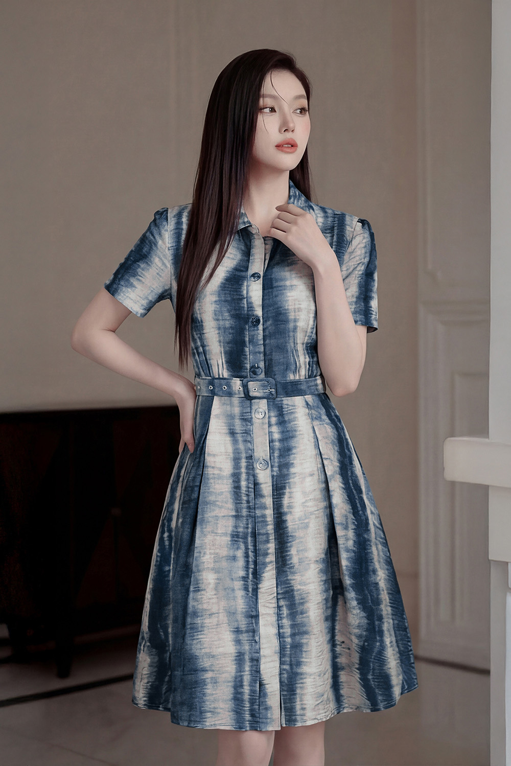 Đầm họa tiết loang cổ sơ mi dáng A thắt lưng