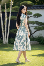 Đầm xoè hoa xanh cổ sơ mi thắt dây eo