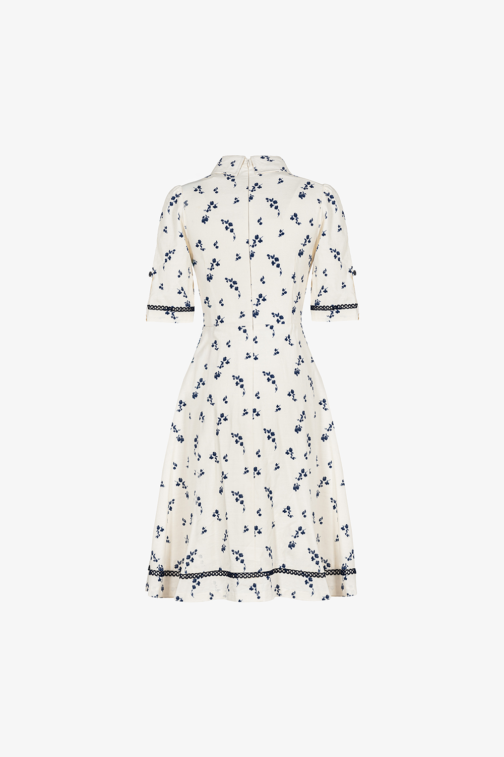 Đầm xòe hoa nhí cổ sơ mi viền đăng ten