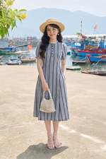 Đầm caro phối sọc dáng xòe chữ A