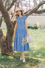 Đầm xòe xô thêu dáng dài màu xanh