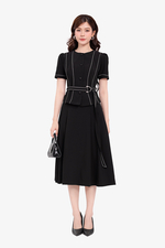 Áo đen peplum phối chỉ trắng kèm đai eo