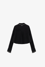 Áo sơ mi croptop màu đen tay dài