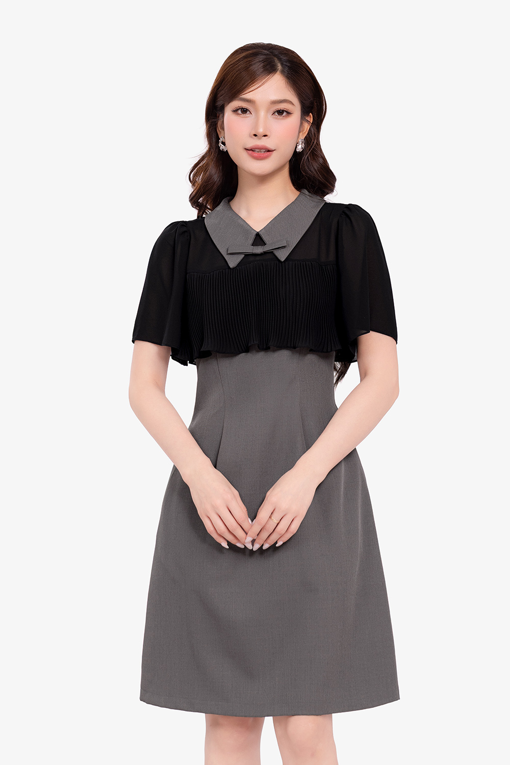 Đầm công sở chữ A màu xám phối đen