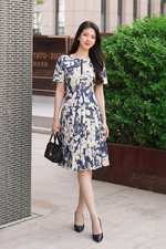 Đầm hoa dáng xòe xếp ly phối khóa kéo