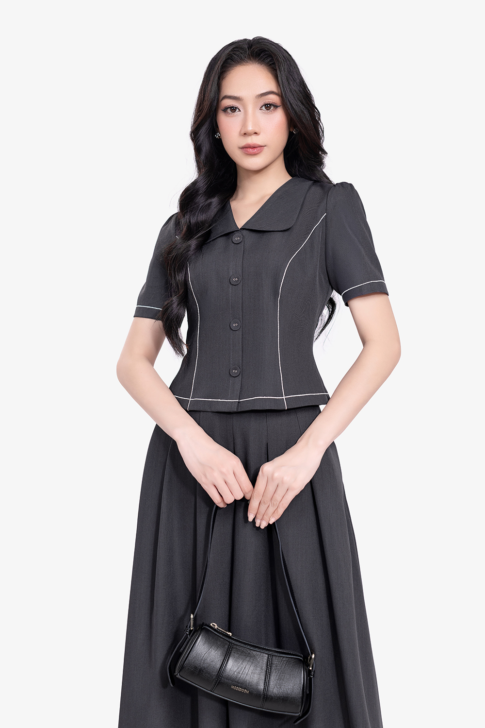 Áo kiểu công sở màu xám viền chỉ trắng