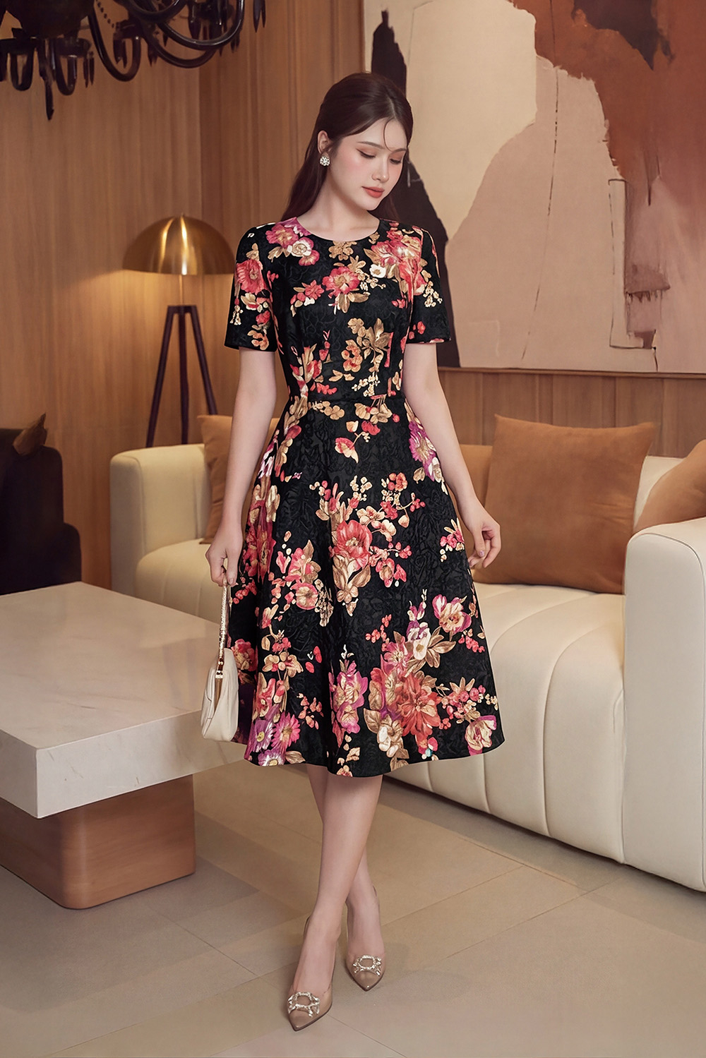 Đầm đen họa tiết hoa dáng xòe