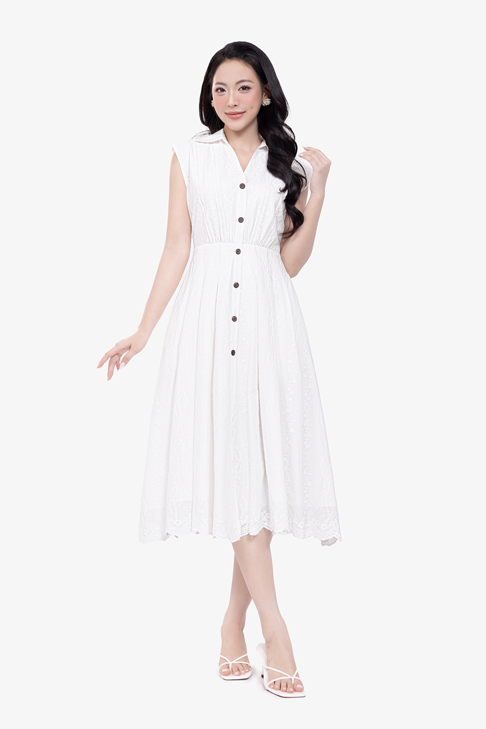 Đầm trắng sơ mi dáng xòe xếp ly eo