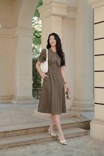 Đầm công sở dáng chữ A cổ phối nơ