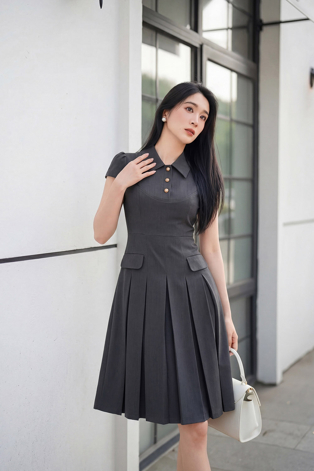Đầm công sở dáng xòe xếp ly phối nút