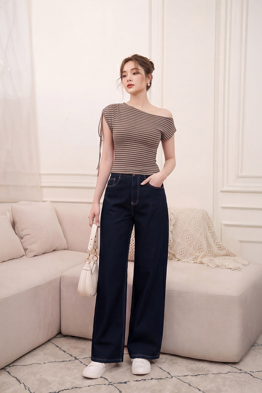 Quần jeans dáng suông màu xanh đậm