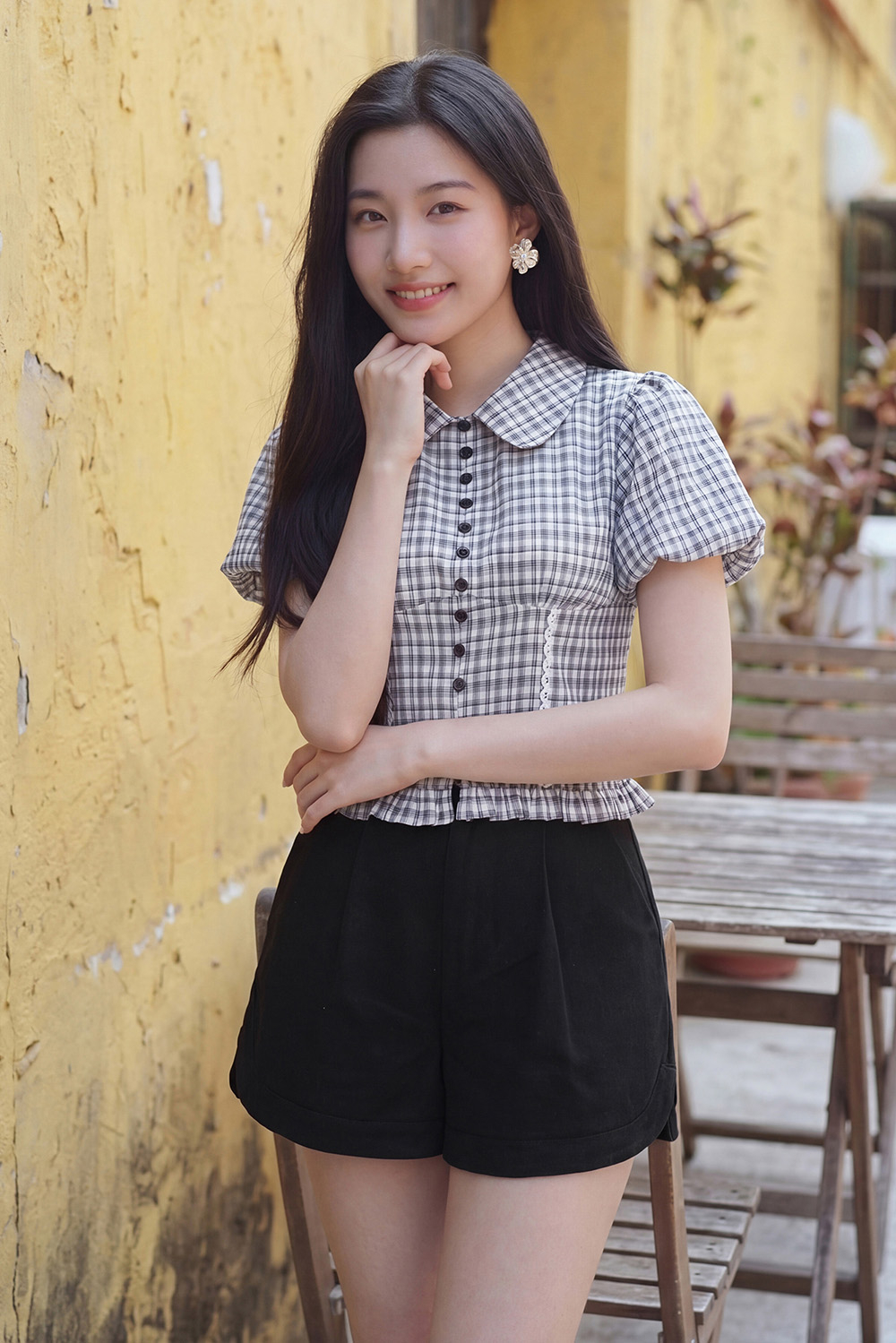 Áo kiểu caro cổ sen tay phồng