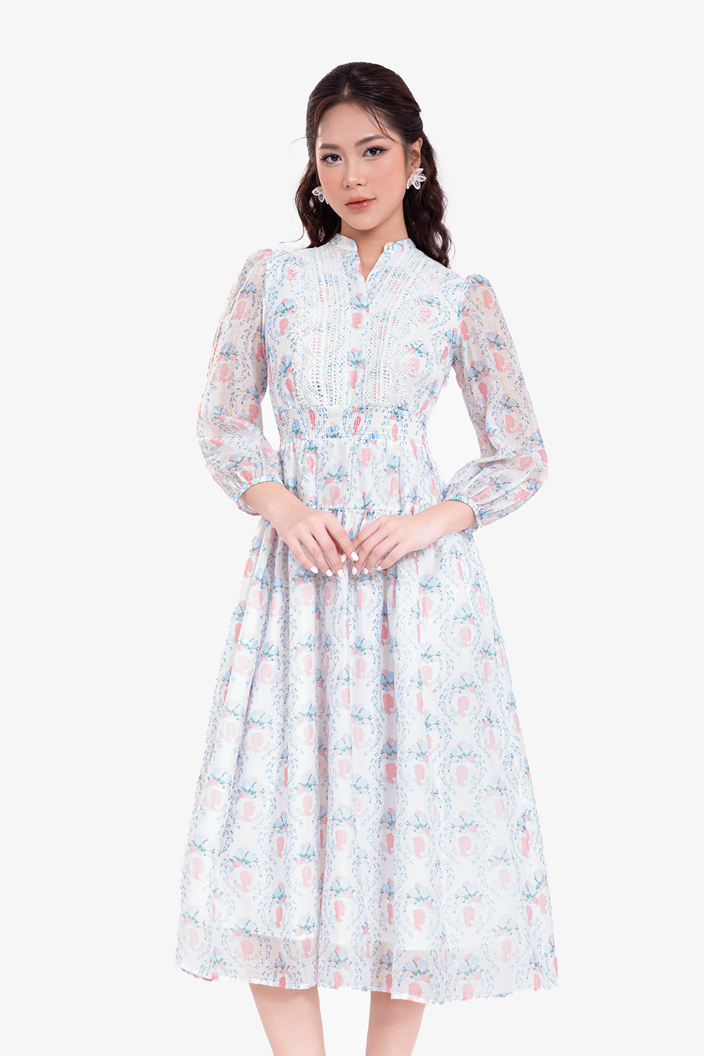 Đầm xòe hoa nhí tay lửng phối ren