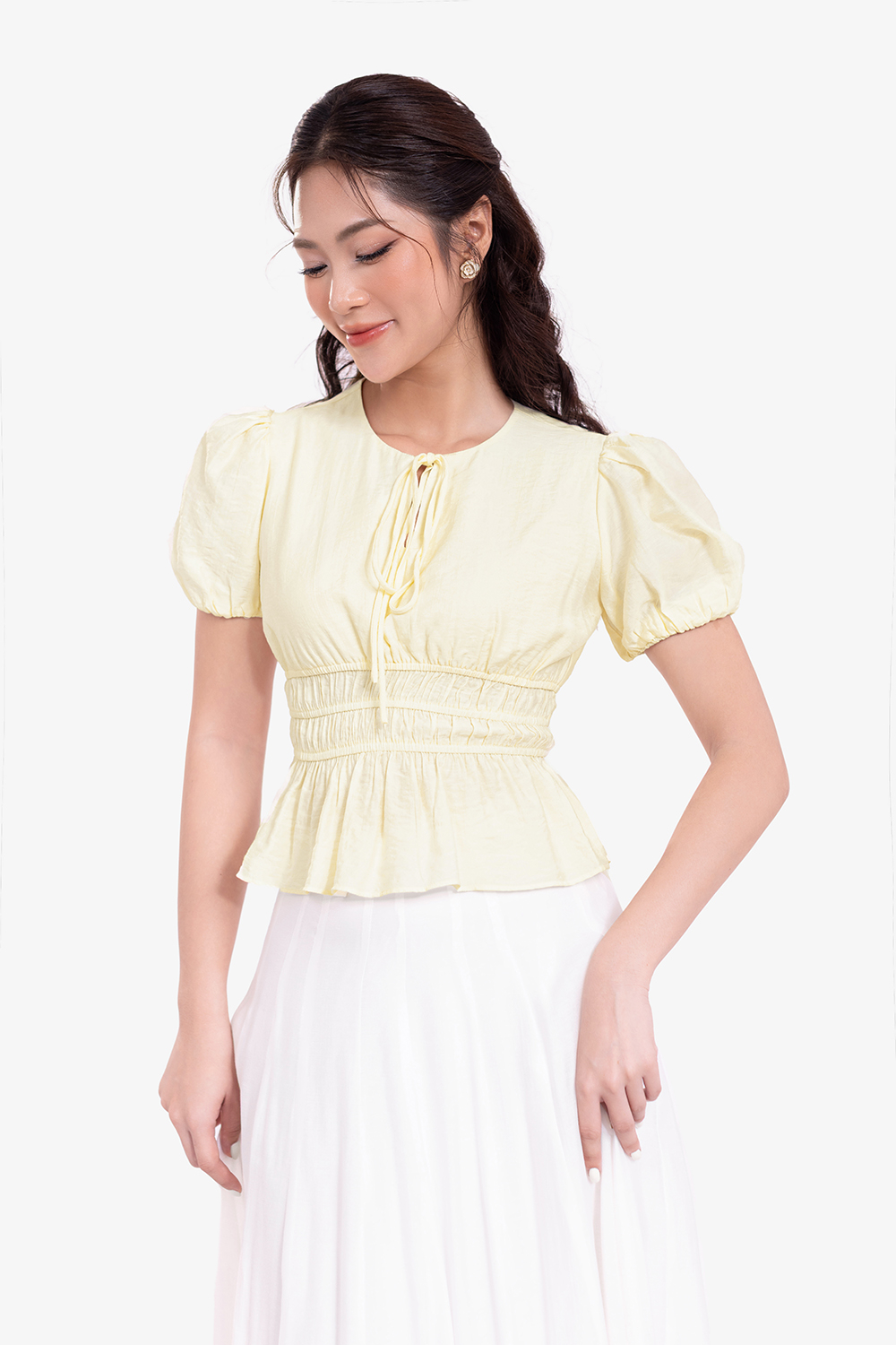Áo kiểu tay phồng cổ thắt nơ nhún eo