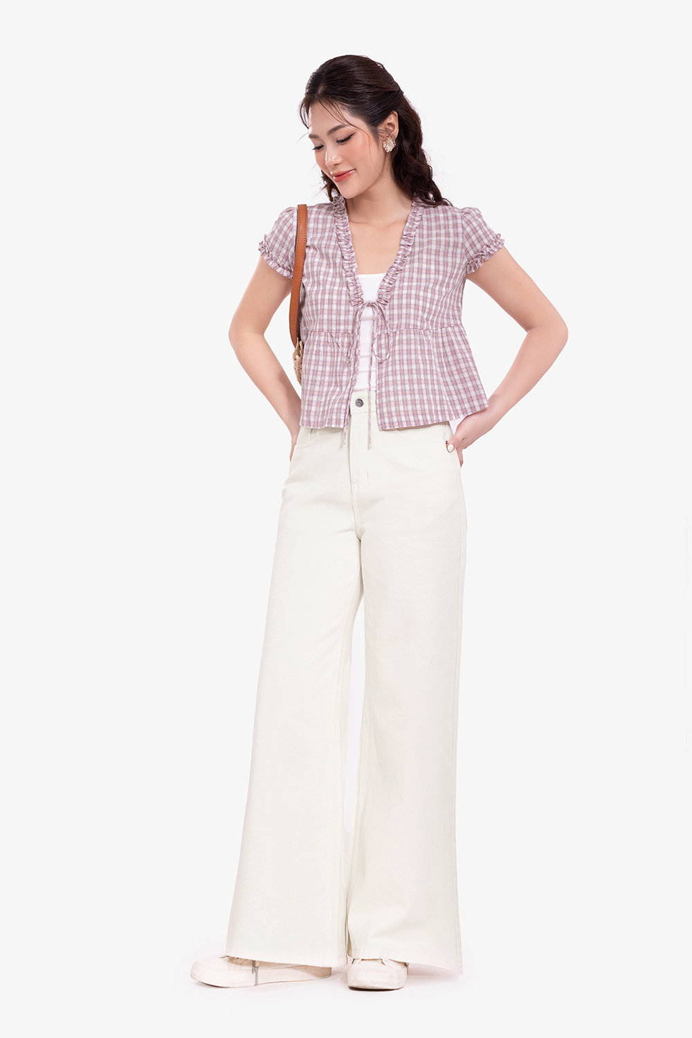 Quần jeans nữ màu trắng ống suông