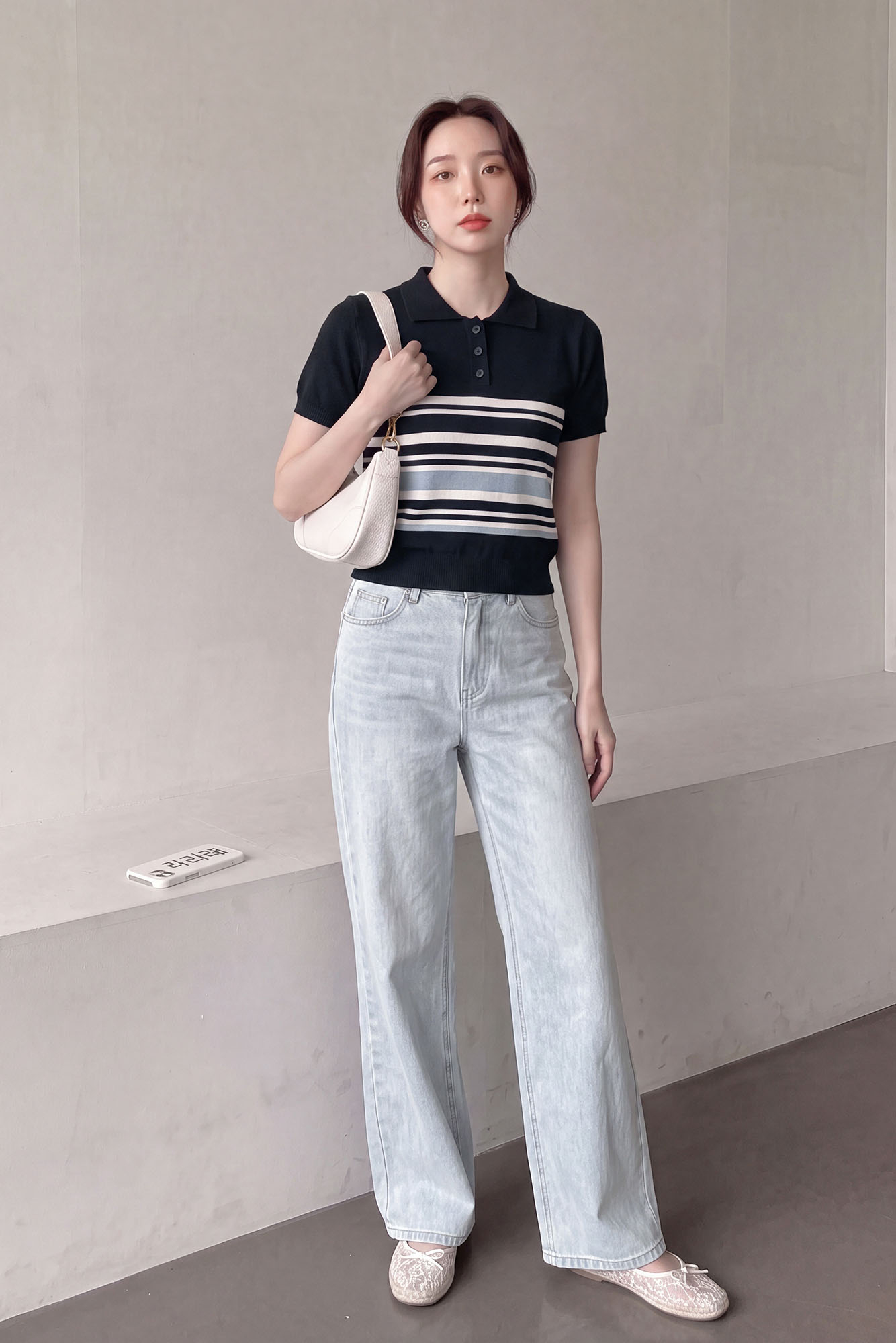 Áo len dệt kim xanh đen phối sọc cổ polo