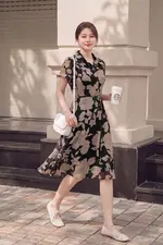 Đầm họa tiết hoa cổ sơ mi dáng xòe