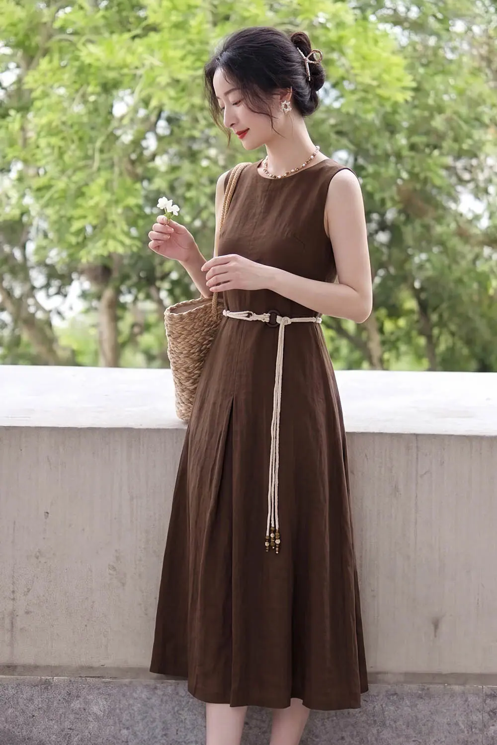 Đầm xòe chữ A dáng dài màu nâu phối thắt lưng
