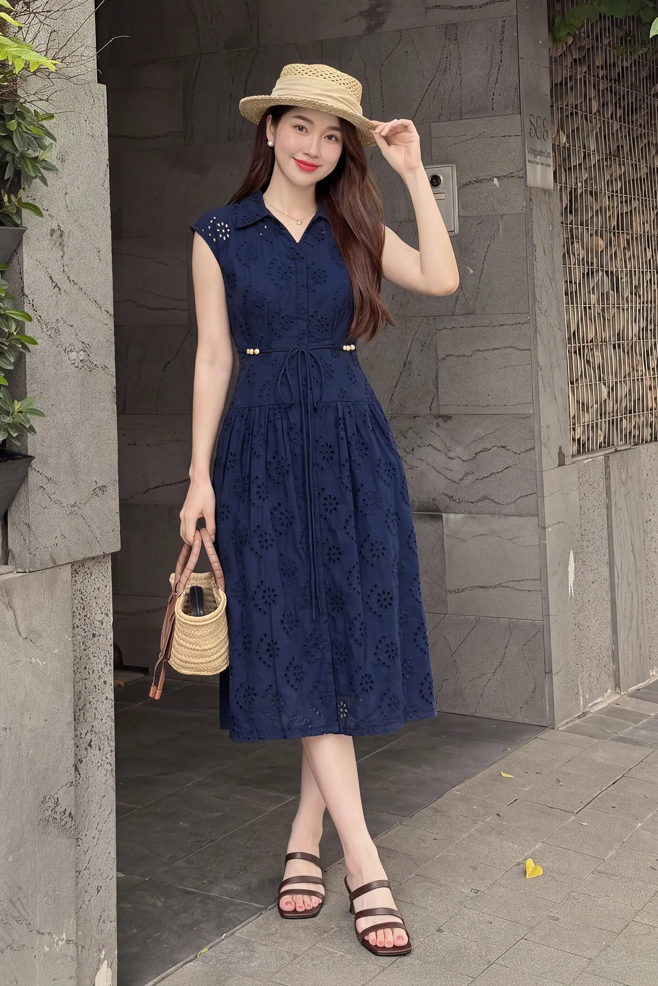 Đầm xô thêu dáng xòe màu xanh navy