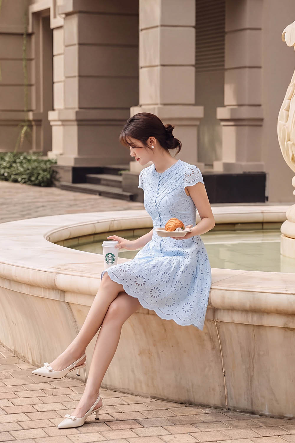 Đầm xô thêu hoa dáng xòe màu xanh pastel
