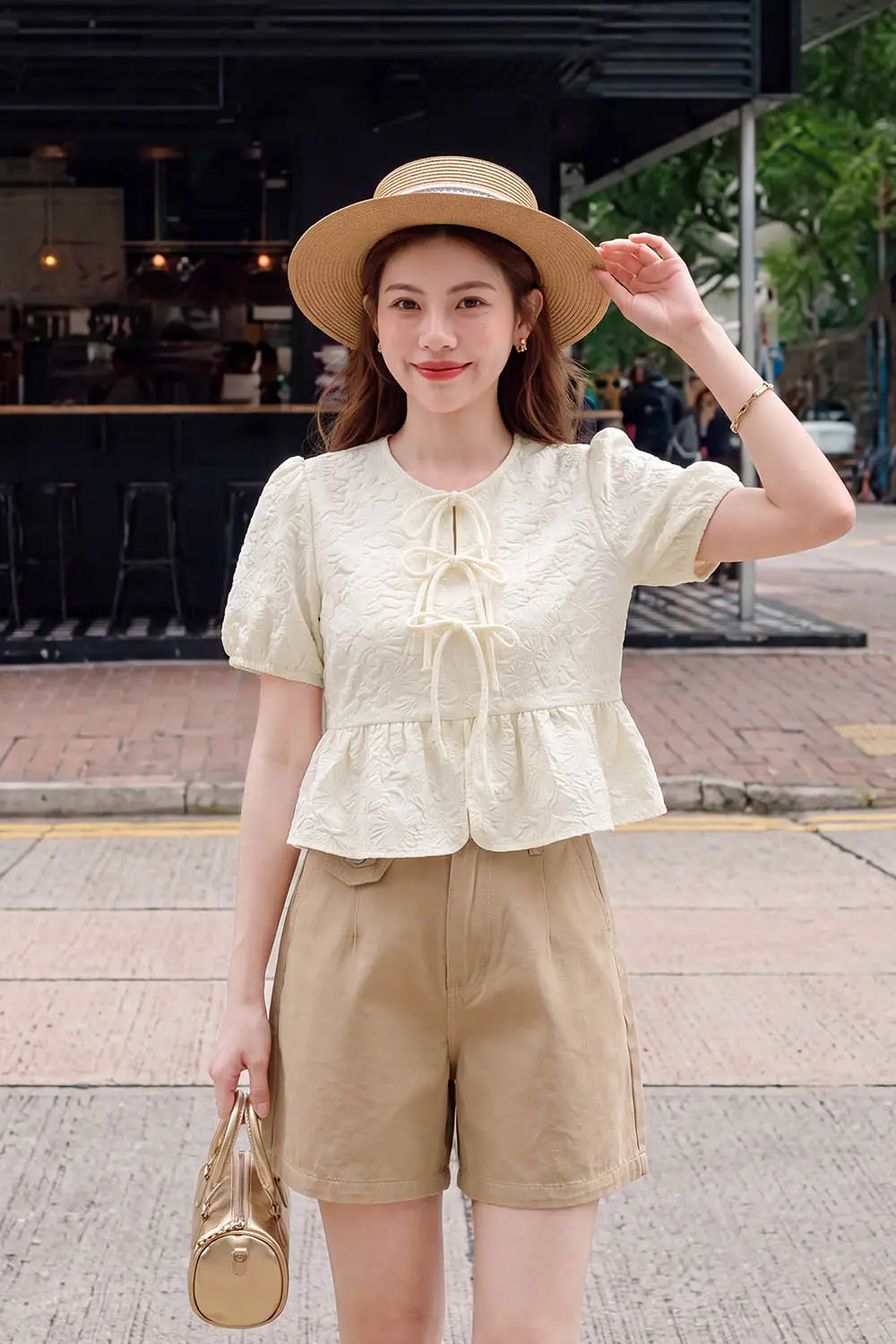 Quần short jean nữ cạp cao màu be