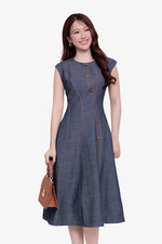 Đầm denim dáng xòe sát nách