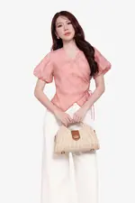 Áo kiểu đắp chéo nhấn eo