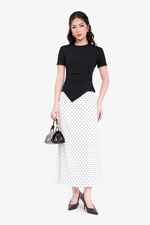 Chân váy chấm bi dáng dài màu trắng
