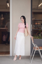 Chân váy chấm bi dáng dài màu trắng