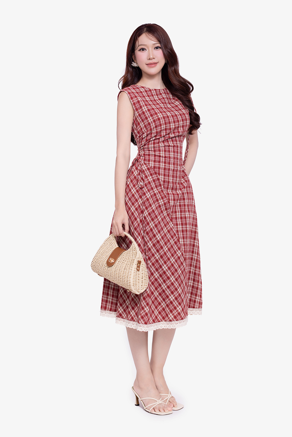 Đầm xòe caro đỏ linen phối ren