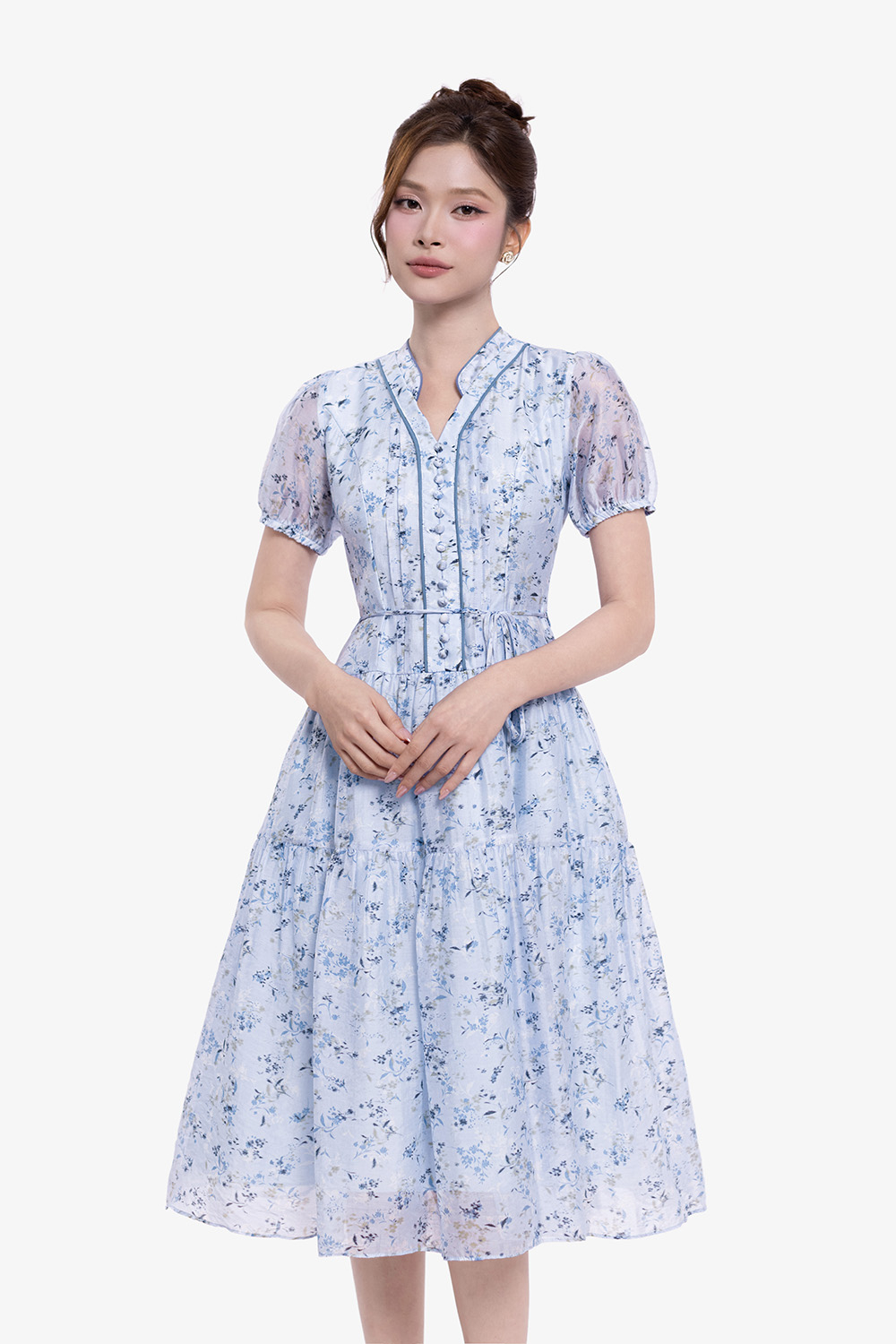 Đầm tơ hoa nhí dáng xòe phối nút