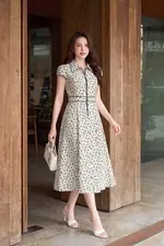 Đầm xòe hoa nhí nhấn eo phối khóa kéo trước