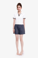 Quần short denim ống suông cạp cao