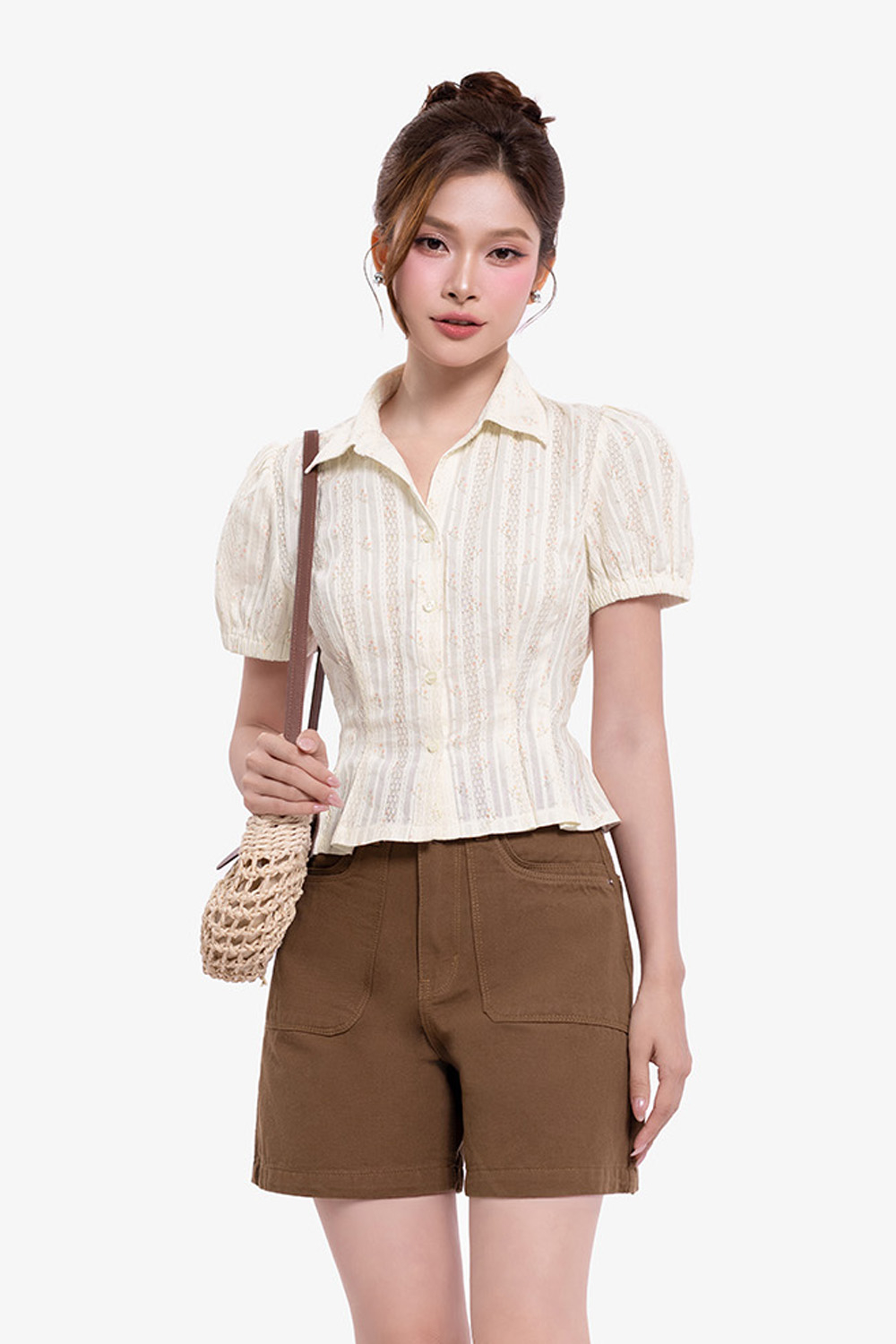Quần short jean nâu cạp cao