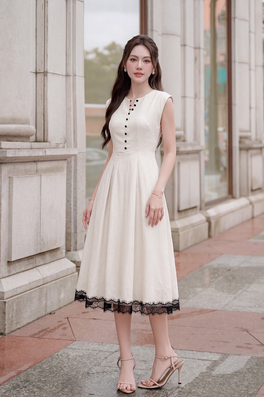 Đầm linen dáng xòe dài cổ V phối ren