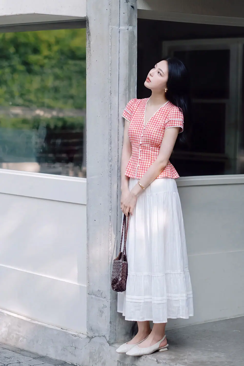 Áo kiểu caro cổ V dáng peplum