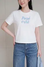 Áo thun cotton nữ màu trắng chữ thêu