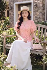 Áo kiểu đắp chéo nhấn eo