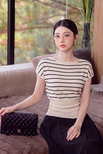 Áo len dệt kim bo eo kẻ sọc đen