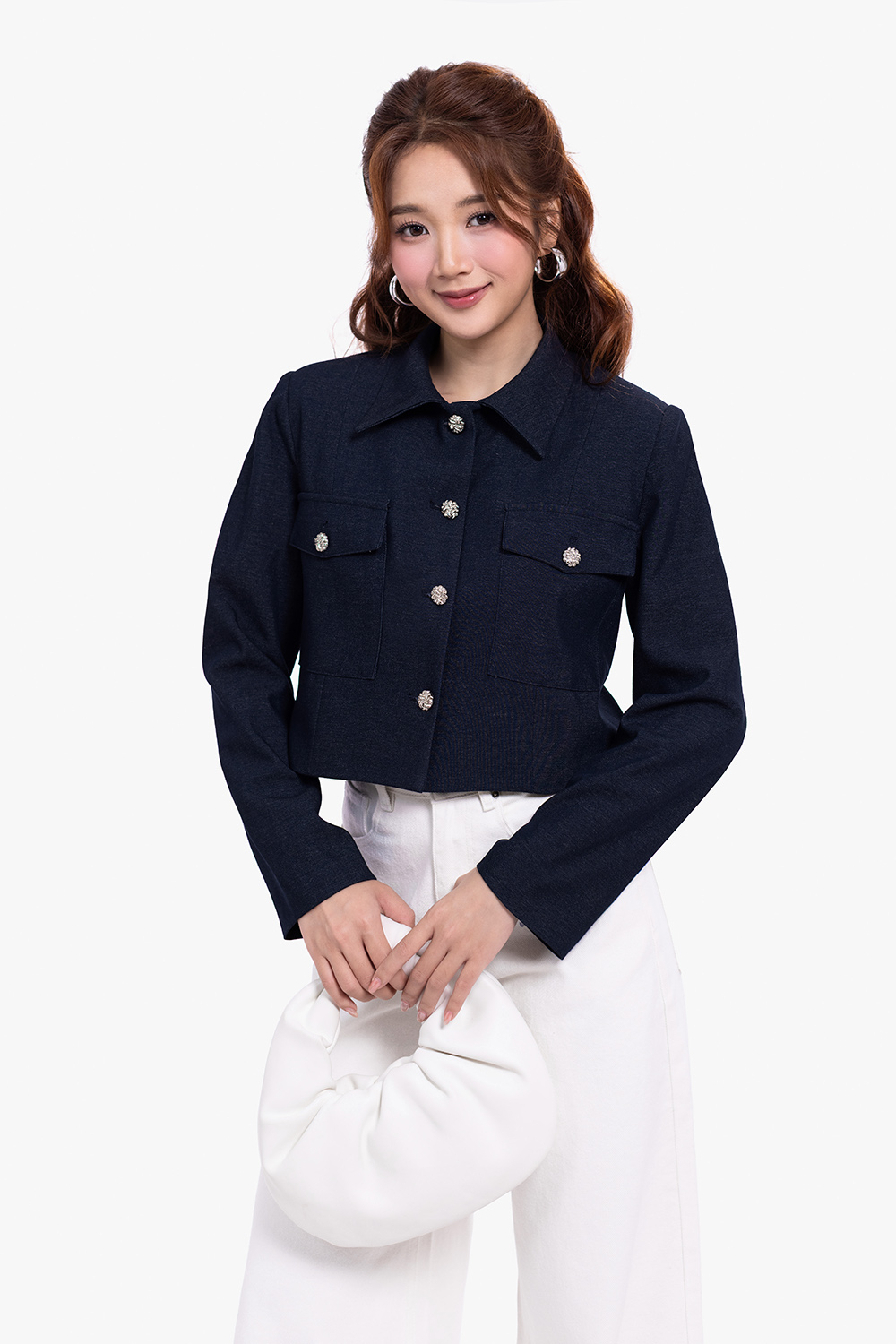Áo khoác jean lửng tay dài cổ sơ mi