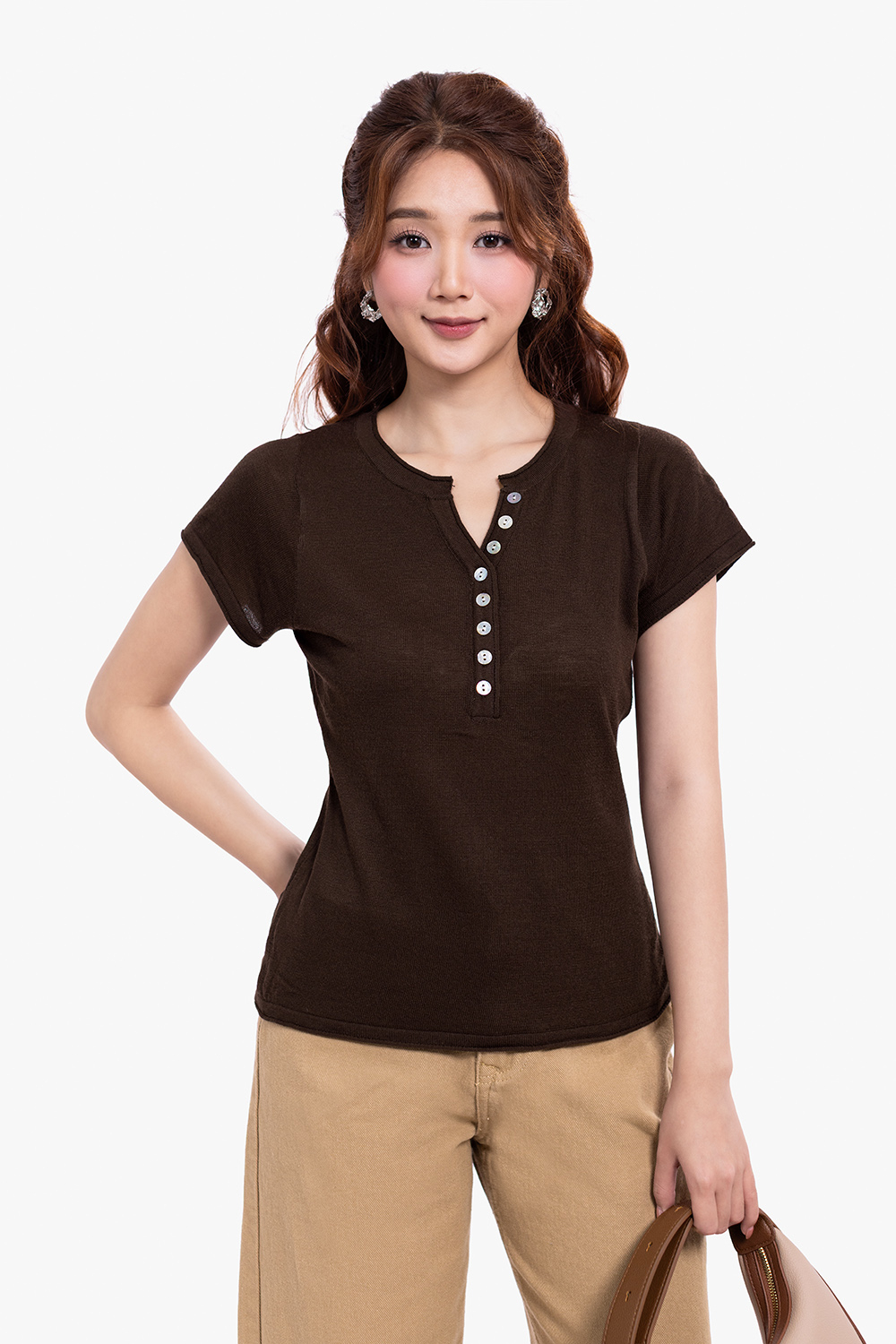 Áo len dệt kim nữ màu nâu cổ xẻ V