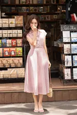 Đầm kẻ sọc dáng xòe nhấn eo cổ đan tông