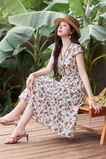 Đầm linen hoa nhí cổ V phối ren
