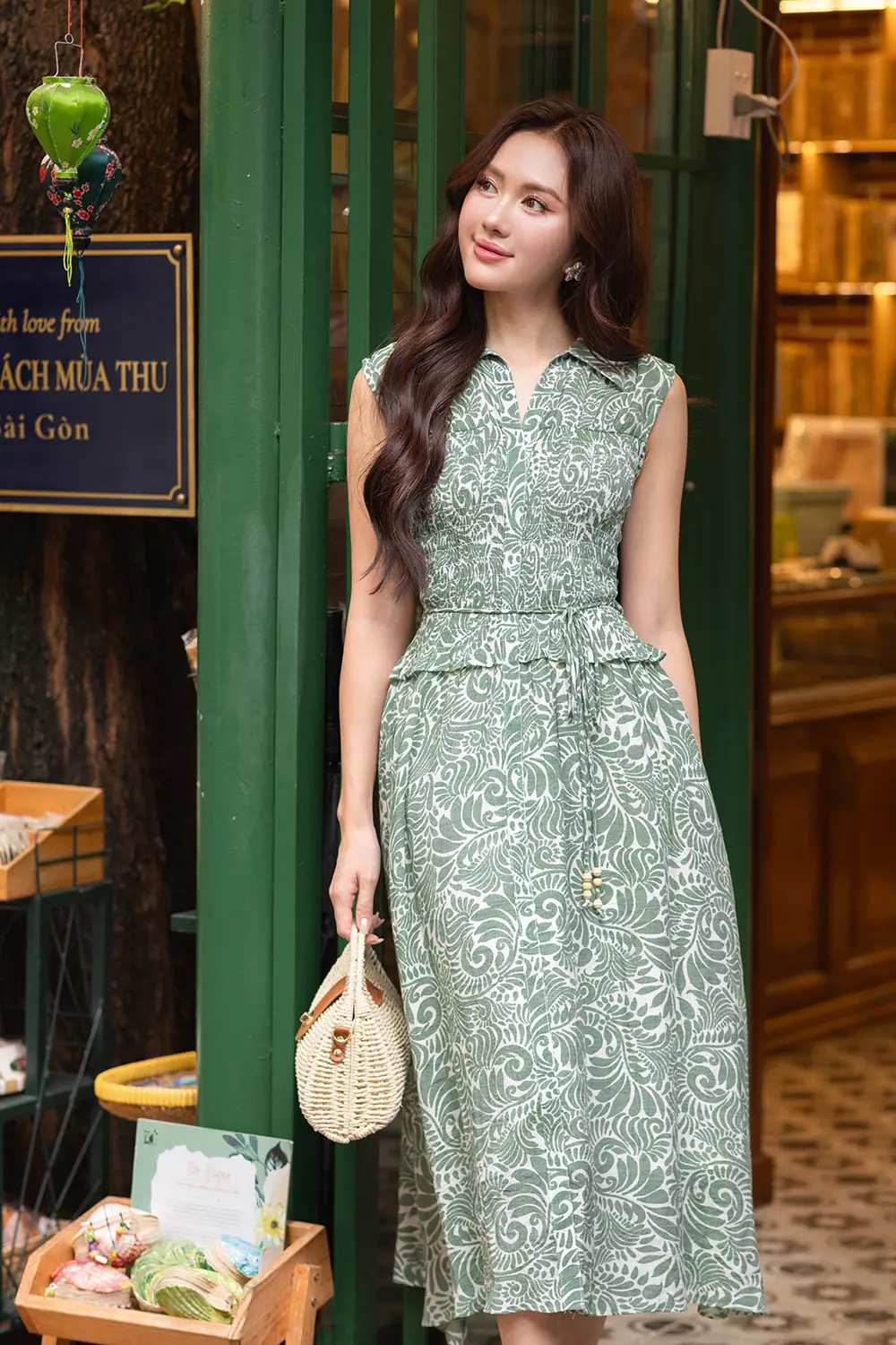 Đầm tơ họa tiết cổ sơ mi dáng xòe dài