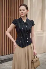 Áo kiểu nữ kẻ sọc phối nút