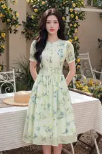Đầm xòe hoa nhí phối ren nhấn nơ eo