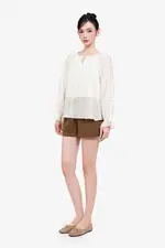 Áo kiểu tơ ngọc trai dáng suông dài tay