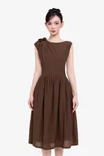 Đầm xòe nâu cổ thuyền đính hoa