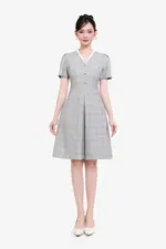 Đầm công sở caro cổ V viền trắng dáng A